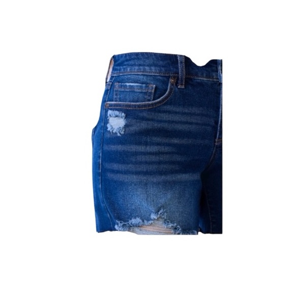 Sofia Jeans Lila Relaxed Mid Rise Shorts With Distressed Hem & Body - Picture 10 of 13